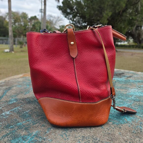 DOONEY & BOURKE Red Pebble grain leather Brenna Satchel handbag - Picture 4 of 6
